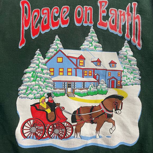 Vintage Peace On Earth Christmas Winter Holiday Festive Crewneck Sweatshirt - Picture 2 of 4